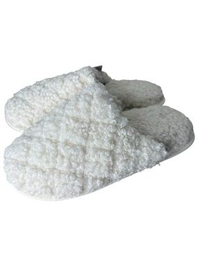 SANDRA & TIFFANY New Ivory Cream Fuzzy Sherpa Teddy Slip On Slippers Size Large
